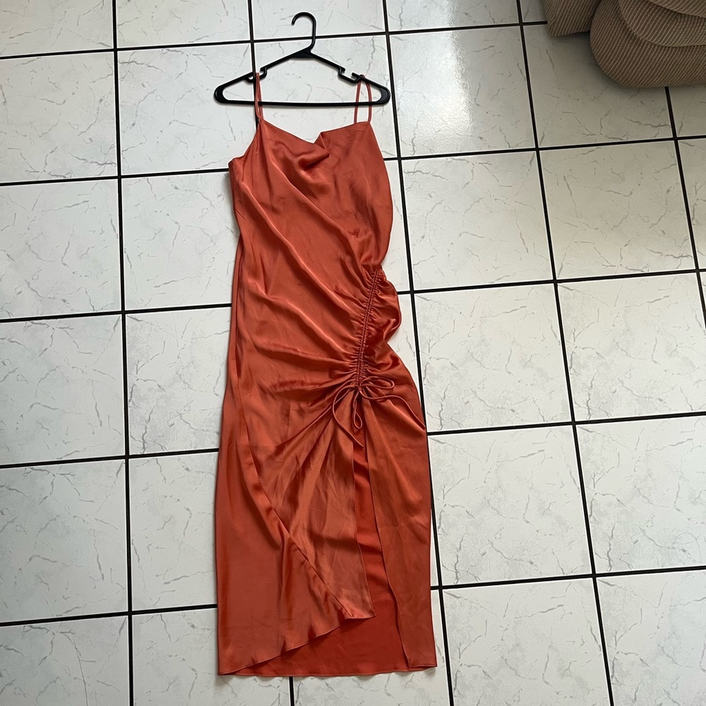 Forever 21 orange satin dress - Picture 2 of 7